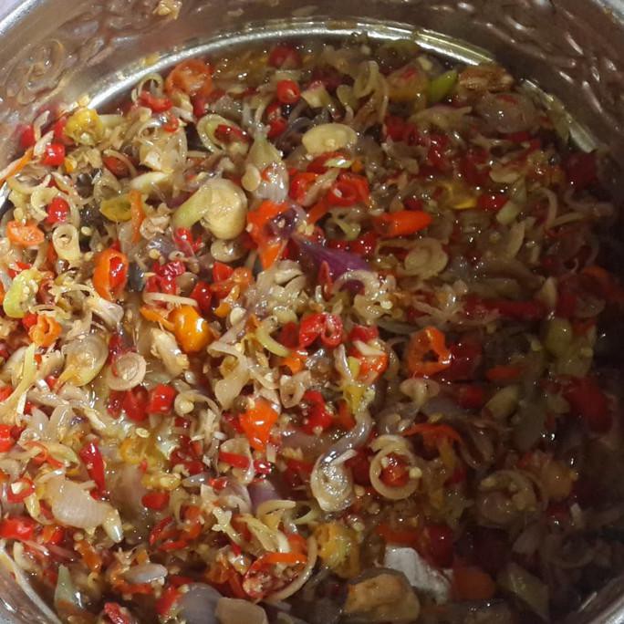 

Dijual Sambal Matah Pedas Bumajun (Kiloan) Terlaris