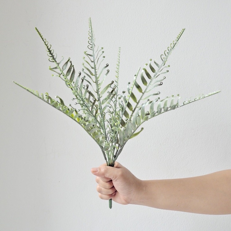 Daun Artificial Pakis Rustic