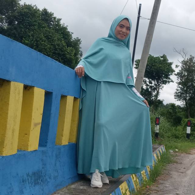 zulaekhaputripratiwi15