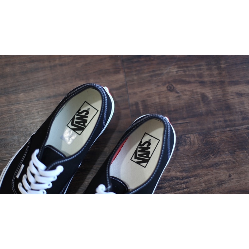 Vans Original Authentic Classic Black White