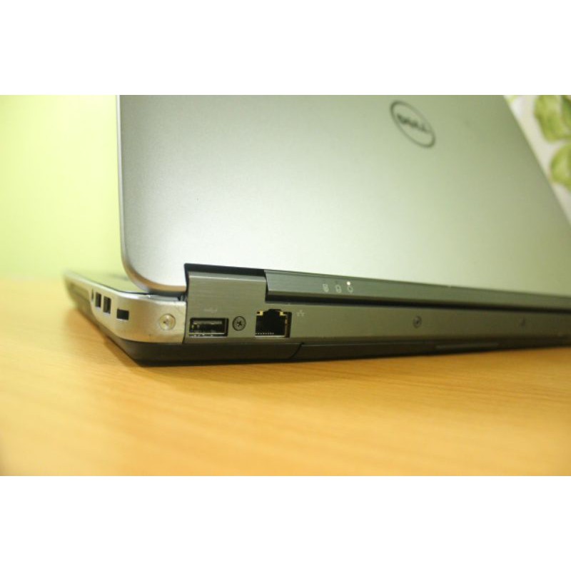 [Bekas Pakai] - Dell E6440 Ci5 Gen 4 Ram 4GB Dual VGA 2GB