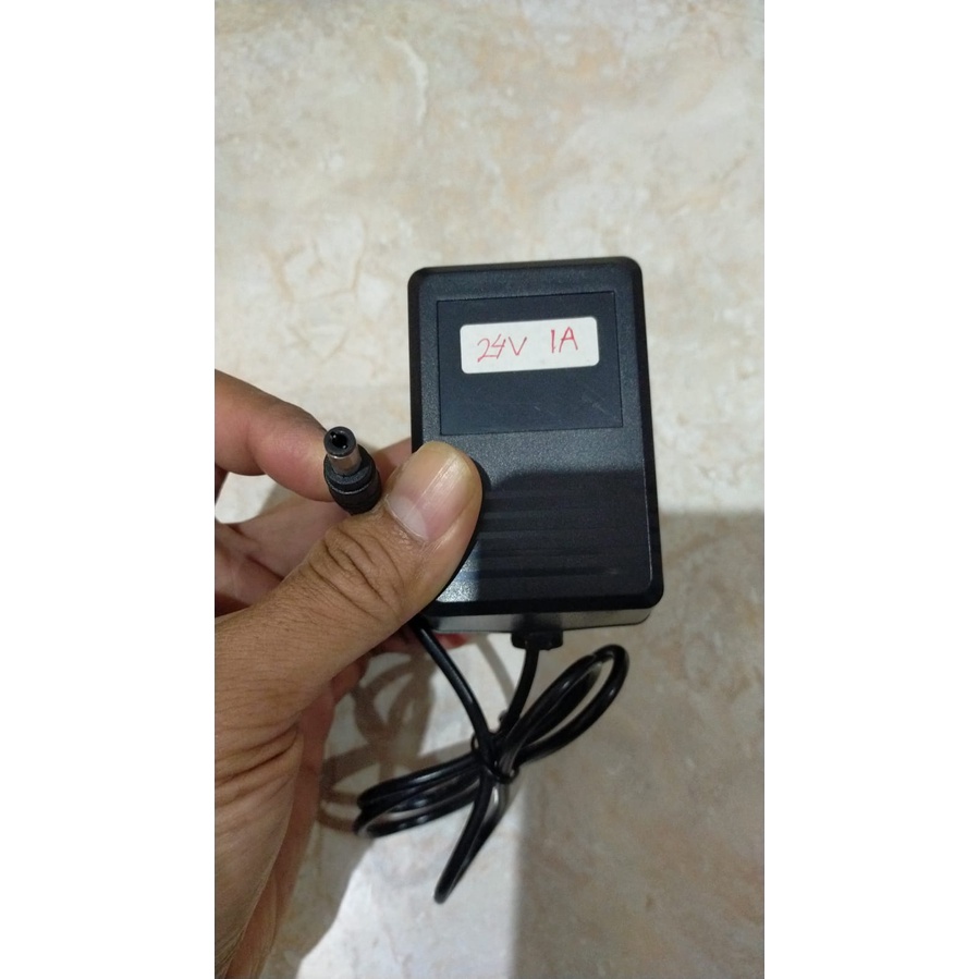 Charger mobilan aki / Adaptor mobilan aki 24V Cas Mainan Kendaraan