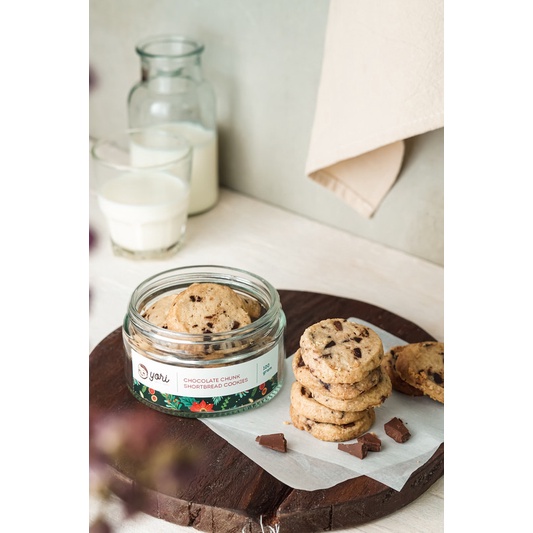 

Chocolate chunk shortbread