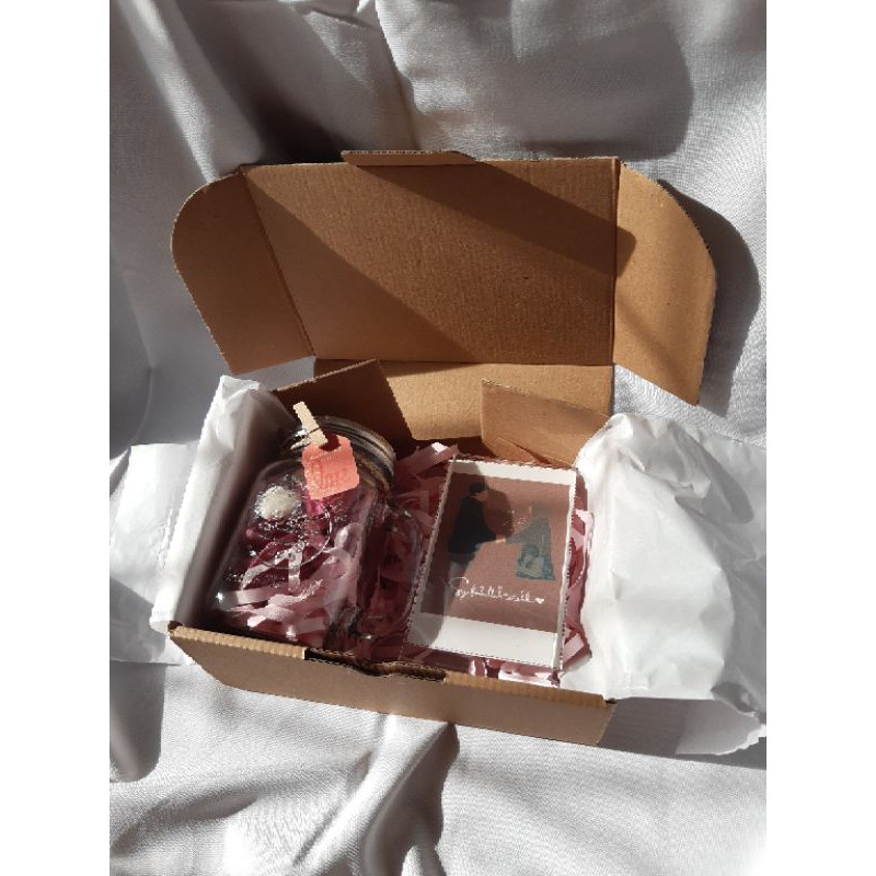 

snackbox/snack box/gift box/hampers/Hadiah ulang tahun