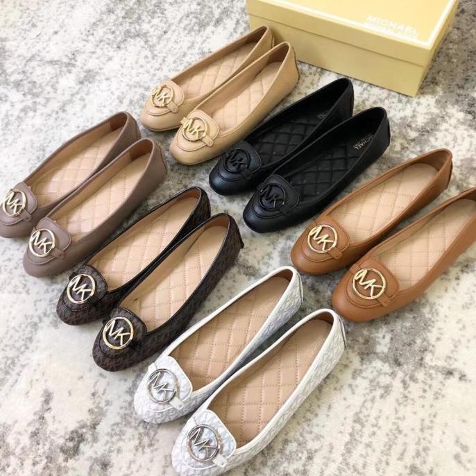Sepatu Wanita MK Fulton Flat Shoes - Brown Termurah