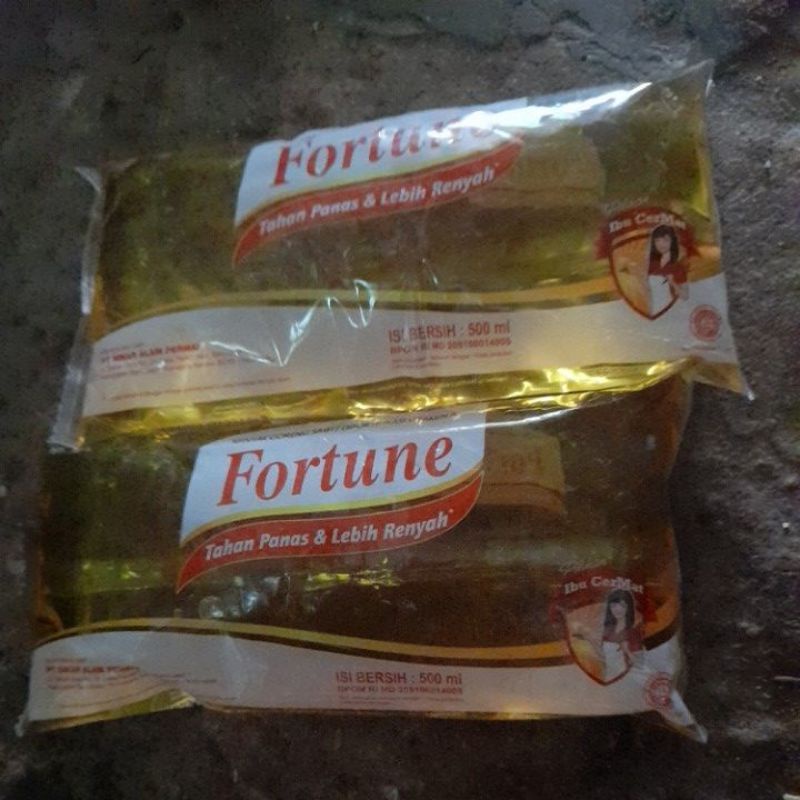 

Minyak Fortune, tawon, rosbrand dll 1/2 Kg