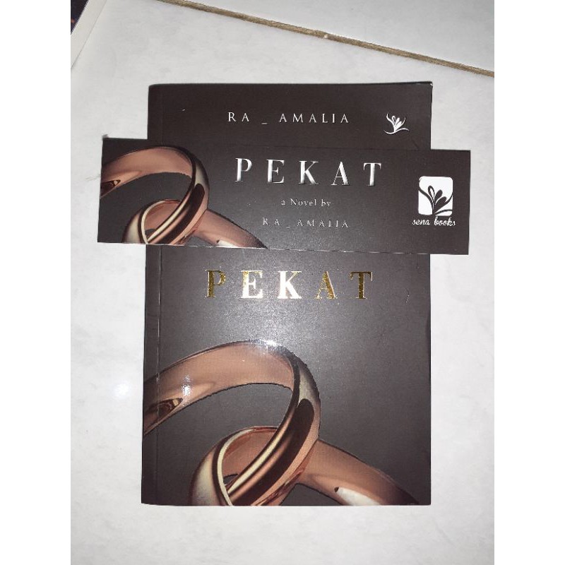 Pekat by Ra Amalia (bonus tas,pembatas buku,post card)