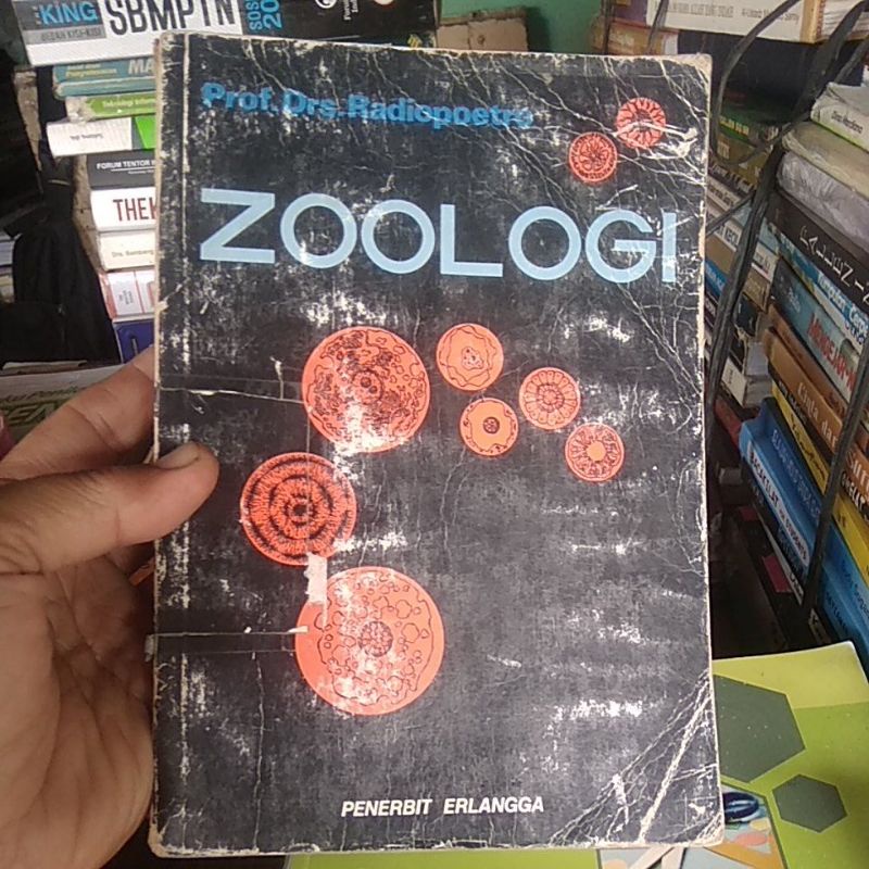 zoologi - Prof. Drs. Radiopoetro