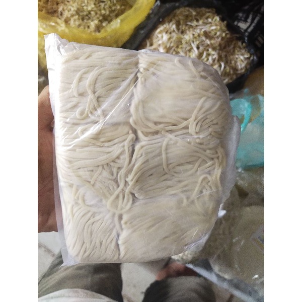 

Mi Untuk Mi Ayam Siap Masak untuk 6 porsi