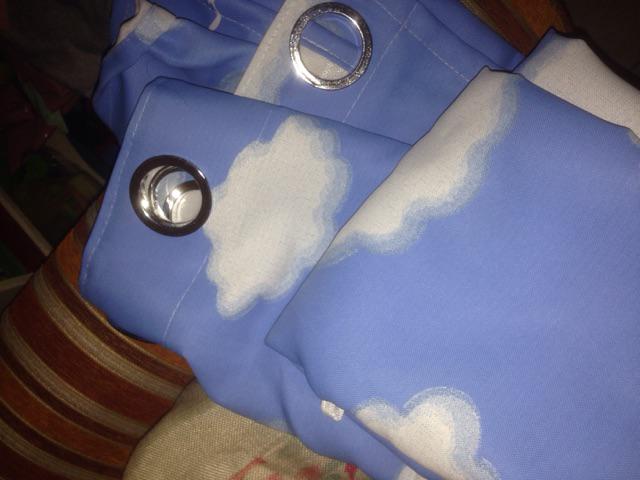 Gorden Blackout Blazer Awan Biru Ukuran 100×200 Pintu Jendela Smokring Silper