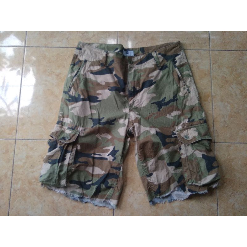 CELANA PENDEK CARGO GAP CAMO DORENG MILITARY WOODLAND