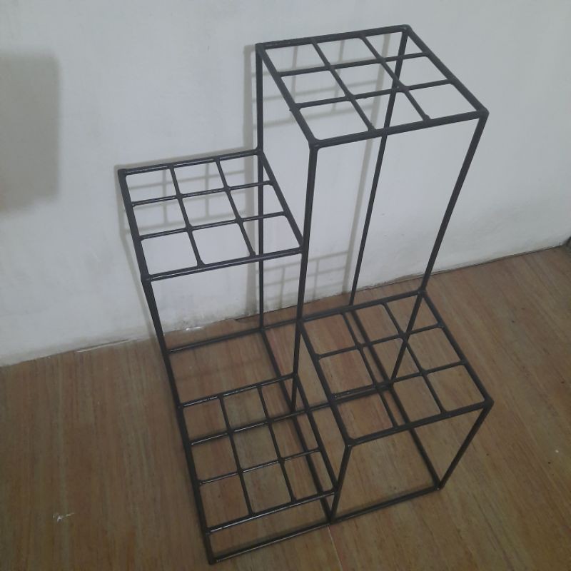 Rak tanaman hias besi 4 susun (20 x 20)
