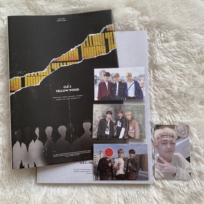 ALBUM KPOP STRAY KIDS YELLOW WOOD LIMITED STANDAR
