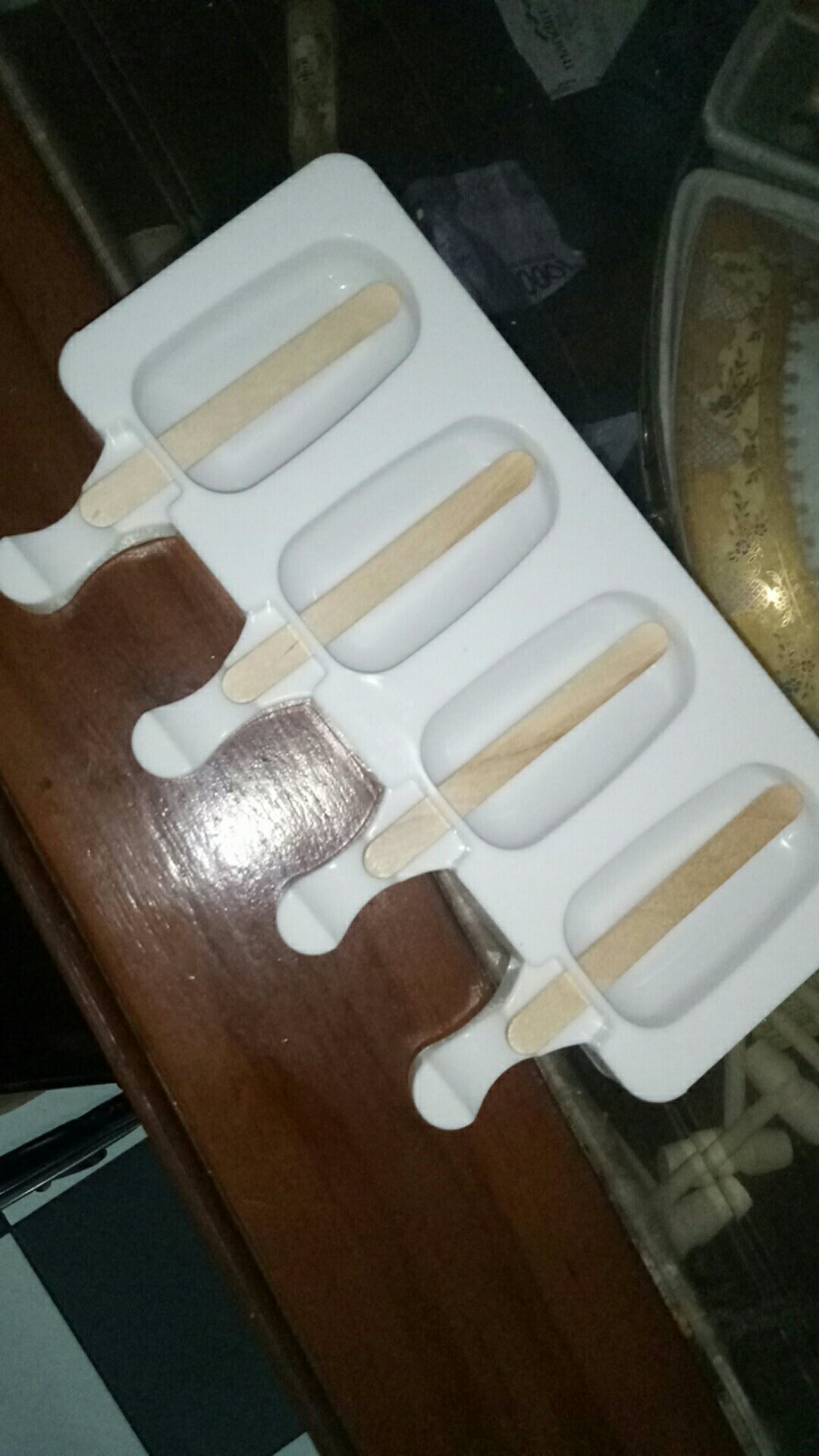4 Cell Silicone Ice Cream Mold Popsicle Molds Diy Homemade Dessert Freezer Fruit Juice Ice Pop Maker Mould With Sticks