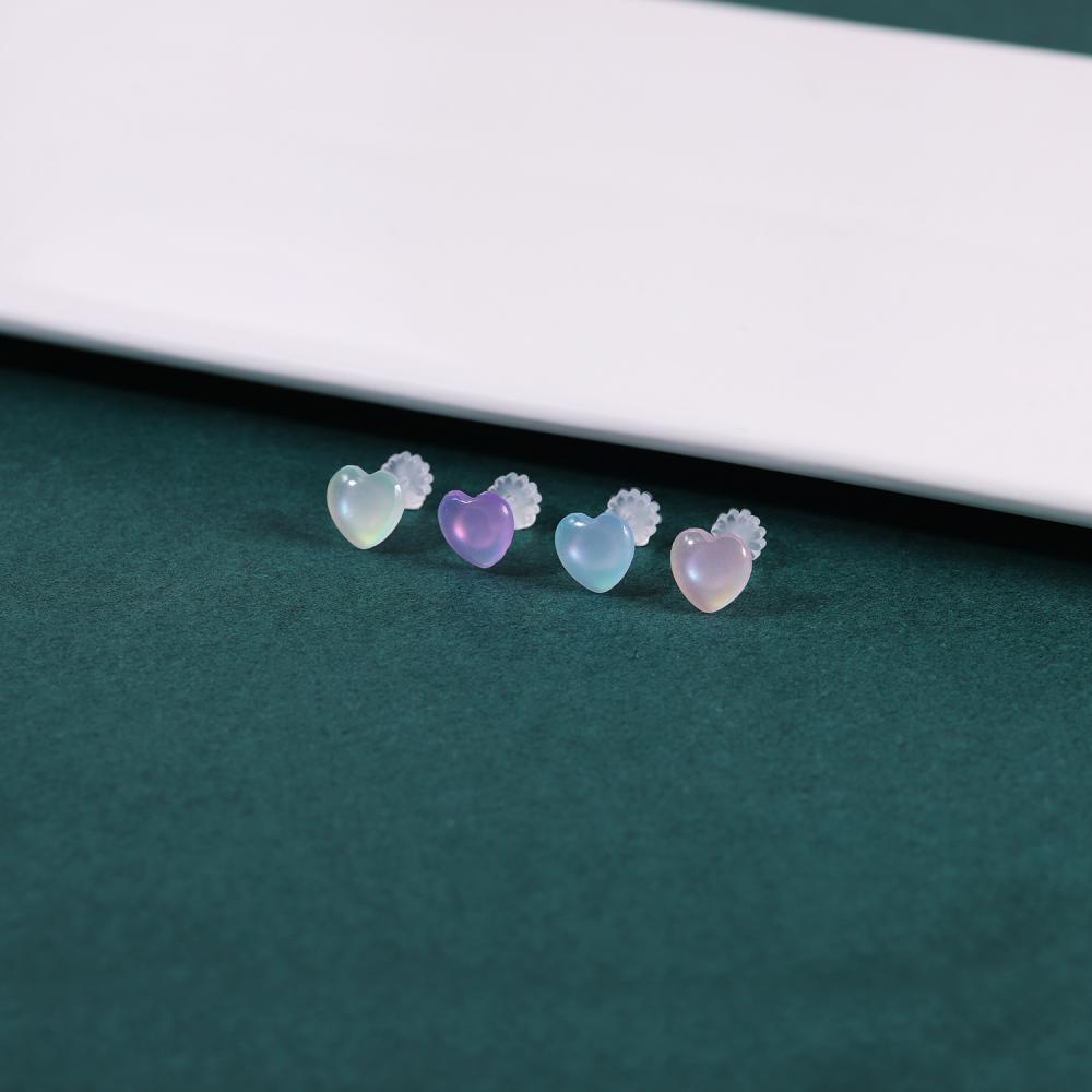 1 Pasang Anting Stud Bentuk Hewan Hati Bulan Bahan Akrilik Resin Ukuran 20G Gaya Rock