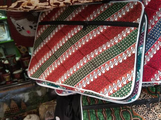 (BISA COD) Tas Laptop Batik Variasi 14 inchi 36x 28 cm- Souvenir Jogja