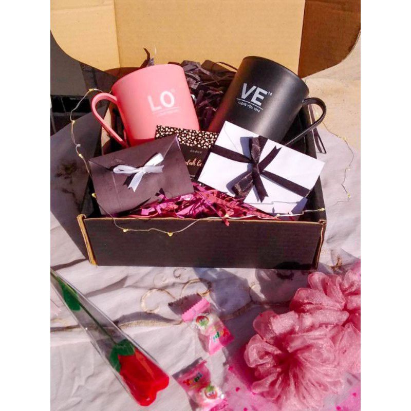 

giftbox cowo ataupun cewe aesthetic