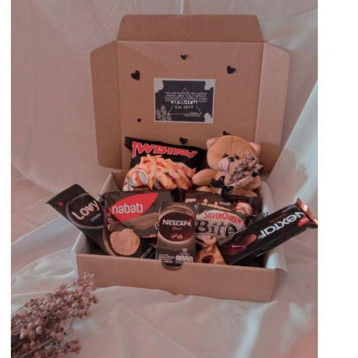 

Ready HAMPERS SNACK/GIFT BOX SNACK/KADO ULANG TAHUN/ANNIVERSARY