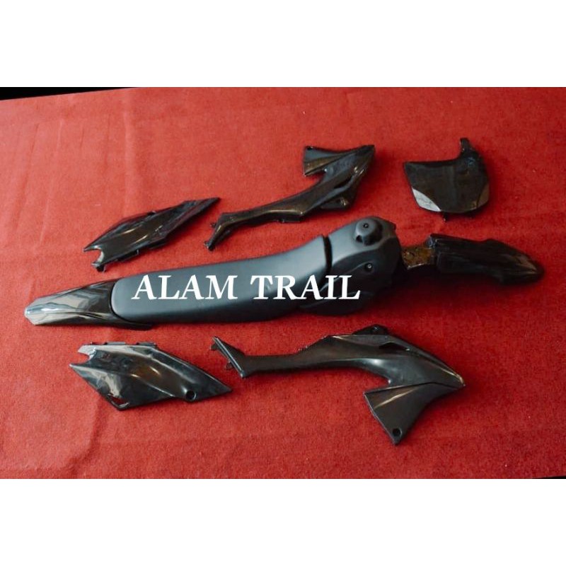 Body set klx 150 BF bigfut dtracker custom tangki singgel tangki jok cover body set klx 150  HRV