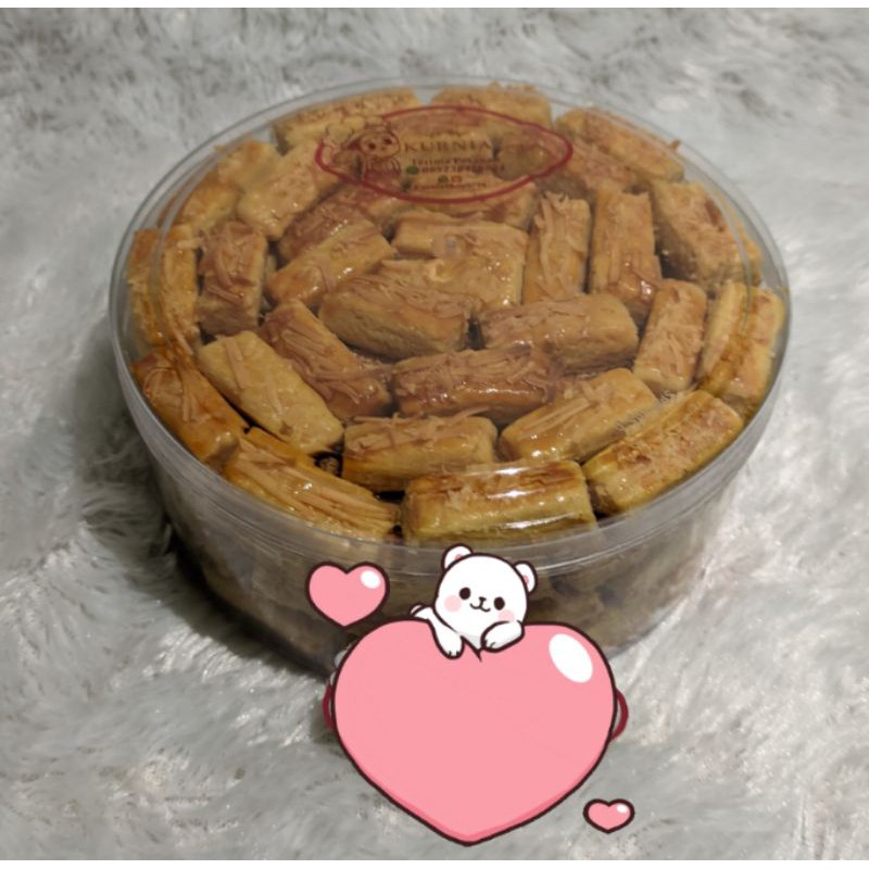 

Kue Kering Kastengel Keju Edam Wisman Premium HomeMade 500Gram