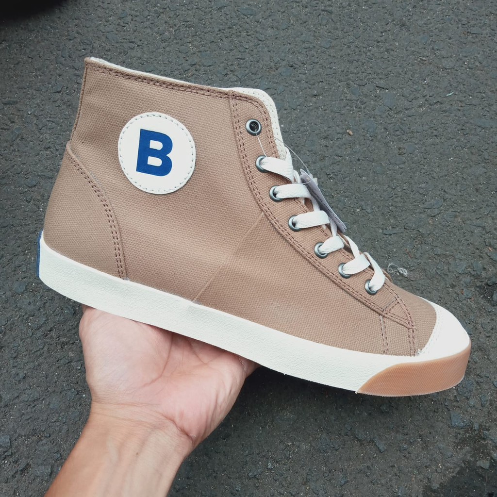 Sepatu Brodo With Dochi Collaboration Limited-6