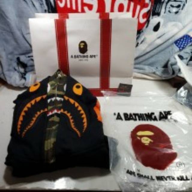 Bape X Undefeated Double Zip Hoodie Black Green Camo