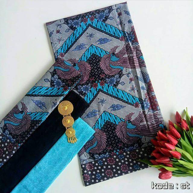 Batik sogan burung liris biru