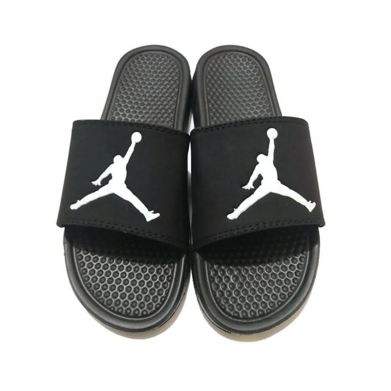 Sandal Pria Slop Jordan Hitam Putih