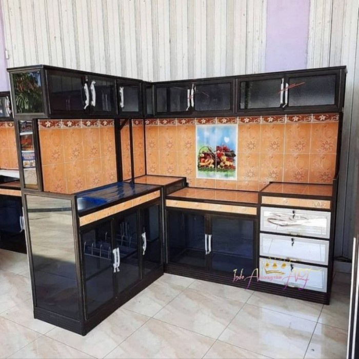 Kitchen Set Minimalis / Rak Dapur Besar Mebel Alumunium Kaca