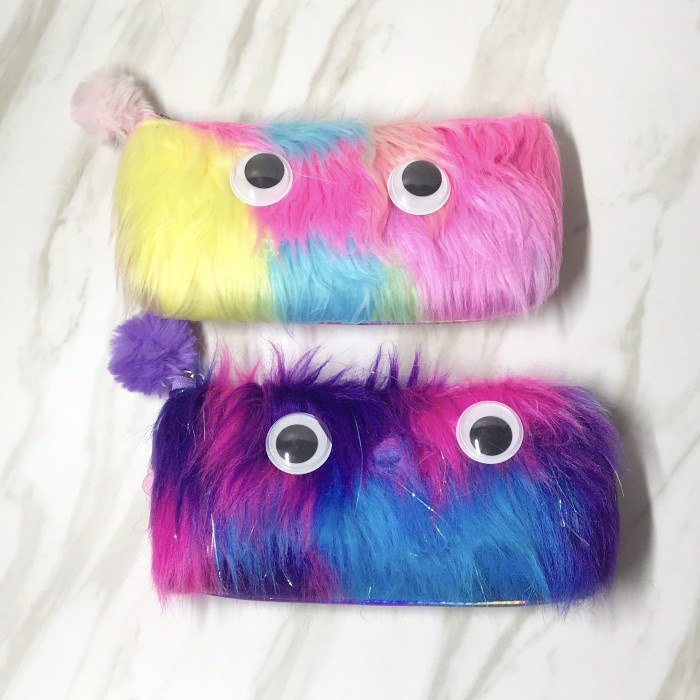 

Star Kotak Pensil Bulu Metalic Rainbow Sale!!!