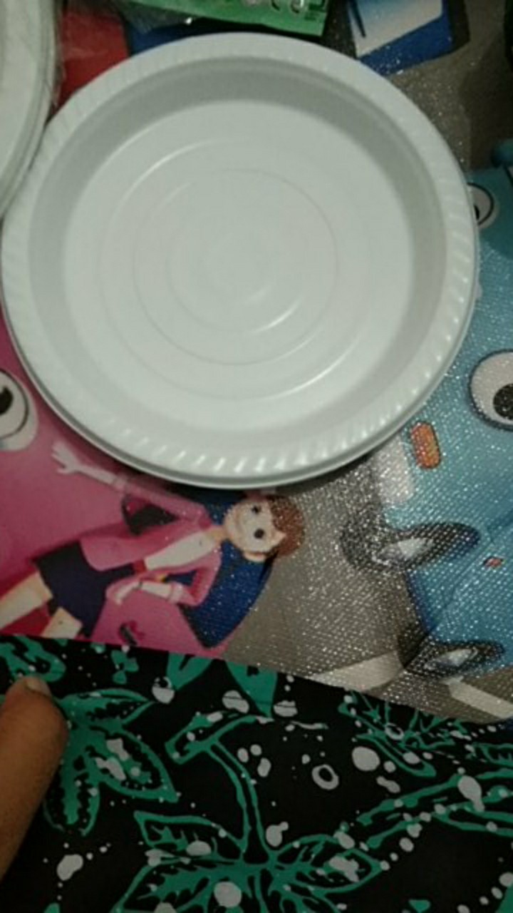 Piring Plastik Hips Putih 7 Inch Food Grade