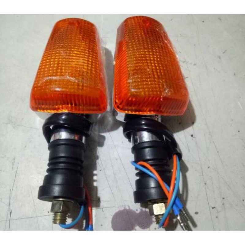 Paket Lengkap Breket Dudukan Lampu Depan Plus Sen Rx-King 2 Pics Non Original