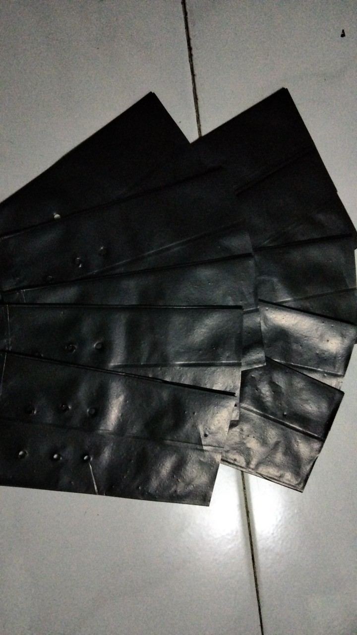 Polybag Kecil Hitam Ukuran 15cm 10 Lembar