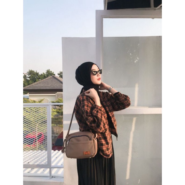 Tas selempang/Tas malika by biru tsabita/Tas wanita/Tas ori/tas selempang bahu wanita