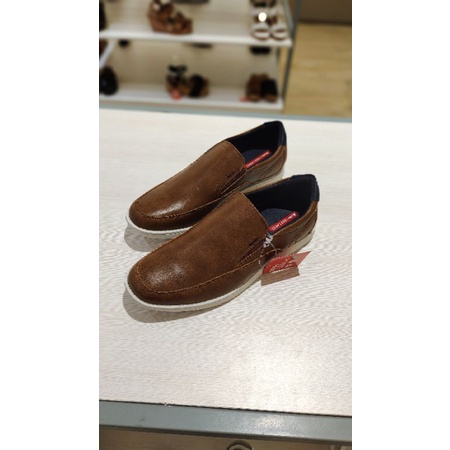 Sepatu Casual pria /Sepatu slip on pria model terbaru  original Bata Red Label
