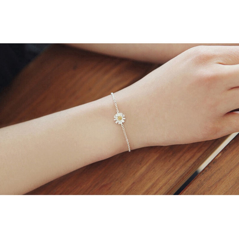 Gelang Rantai Bunga Daisy Flower Chian Bracelet Simple Charm Bracelets Women Jewelry Korea