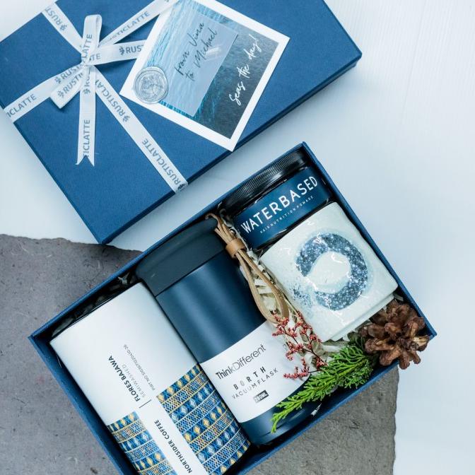 

CHRISTMAS HAMPERS GIFT NATAL CUSTOM HAMPERS CORPORATE TWILIGHT BLUE DC452CD3