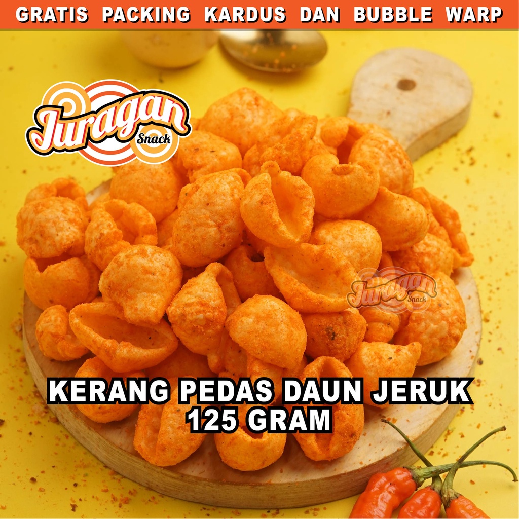 KERUPUK KERANG KEONG PEDAS DAUN JERUK 125 gram snack kiloan makanan ringan jajanan cemilan camilan pedas asin gurih murah