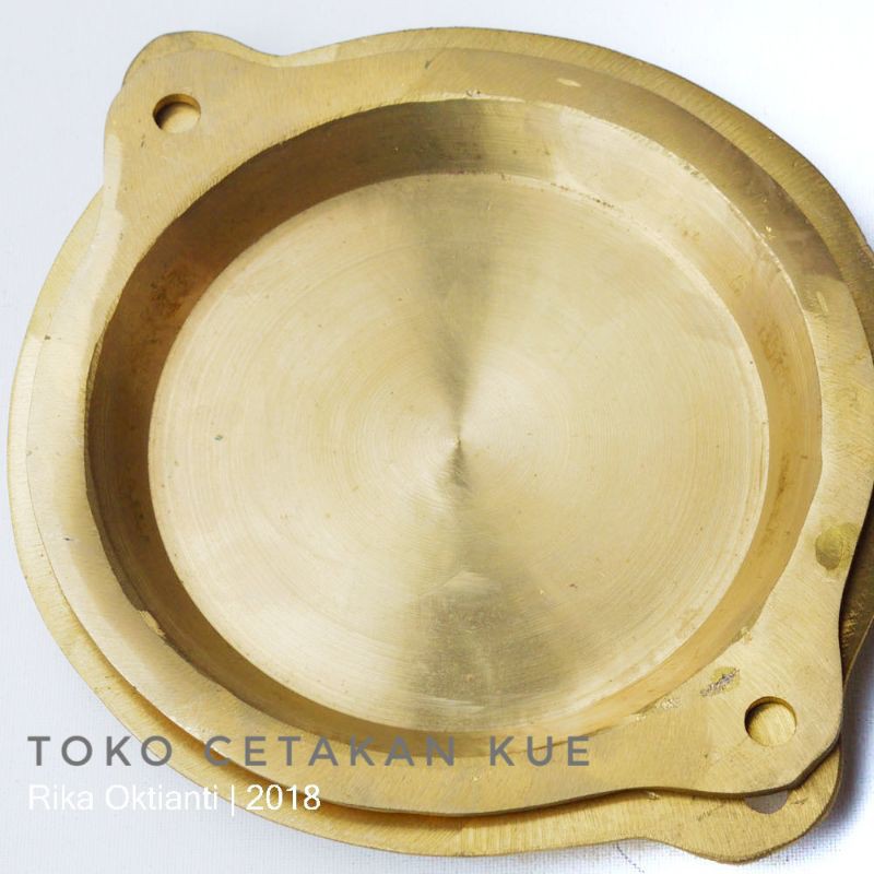 Loyang Terang Bulan Martabak Manis Apam Pinang Kuningan