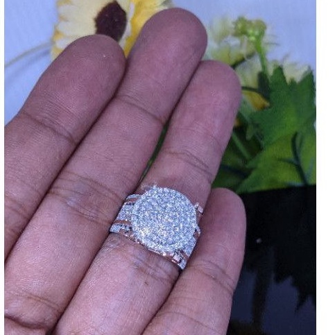 CINCIN EMAS PUTIH BERLIAN EROPA BERKUALITAS  FASHION BERLIAN ASLI EMAS PUTIH