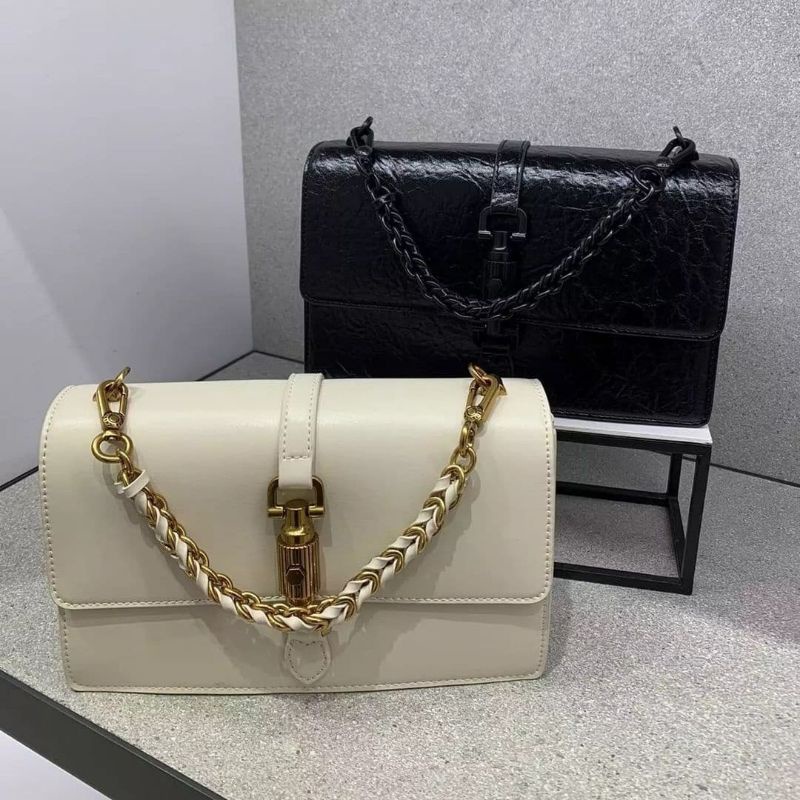 CK Single Chain Handle Shoulder Bag