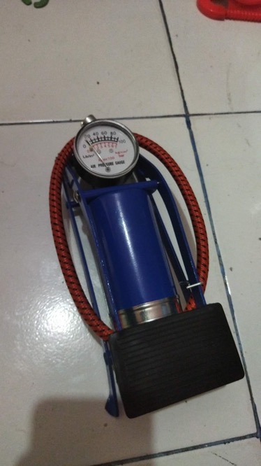 Pompa Mobil Pompa Motor Pompa Sepeda Pompa Injak Darurat Foot Pump Pompa Mini Pompa Murah