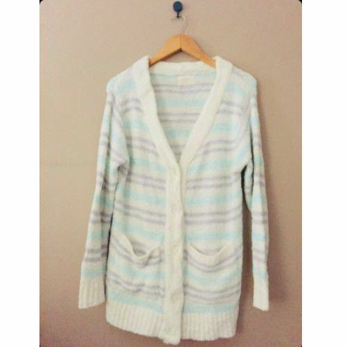 Cardi Rajut Bulu Salur Preloved