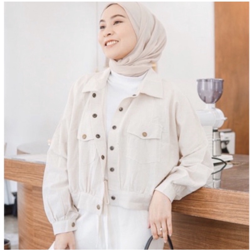 JISOO outer beige VVGC