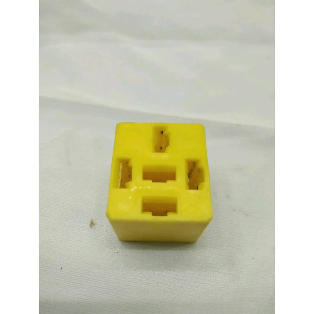 Soket Socket Rumah Relay Plastik Kosongan Tanpa Kabel Universal Hella Bosch