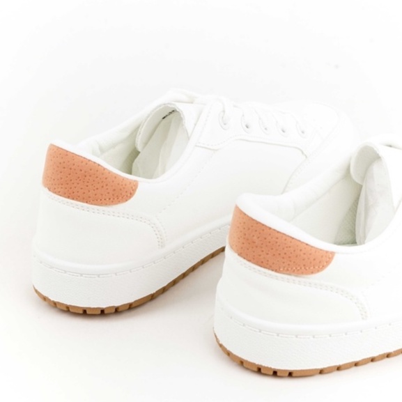 Blow Bunga Sepatu Sneakers Wanita Korea Casual BLTF 0039-6