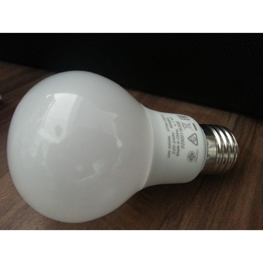 Lampu LED Philips 6W hemat energi