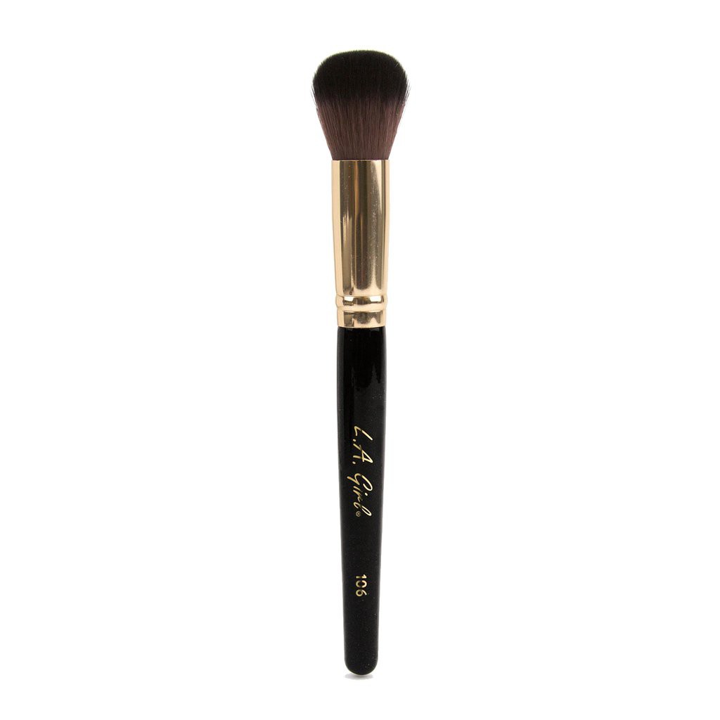 L.A GIRL PRO BRUSH COUNTOUR 106