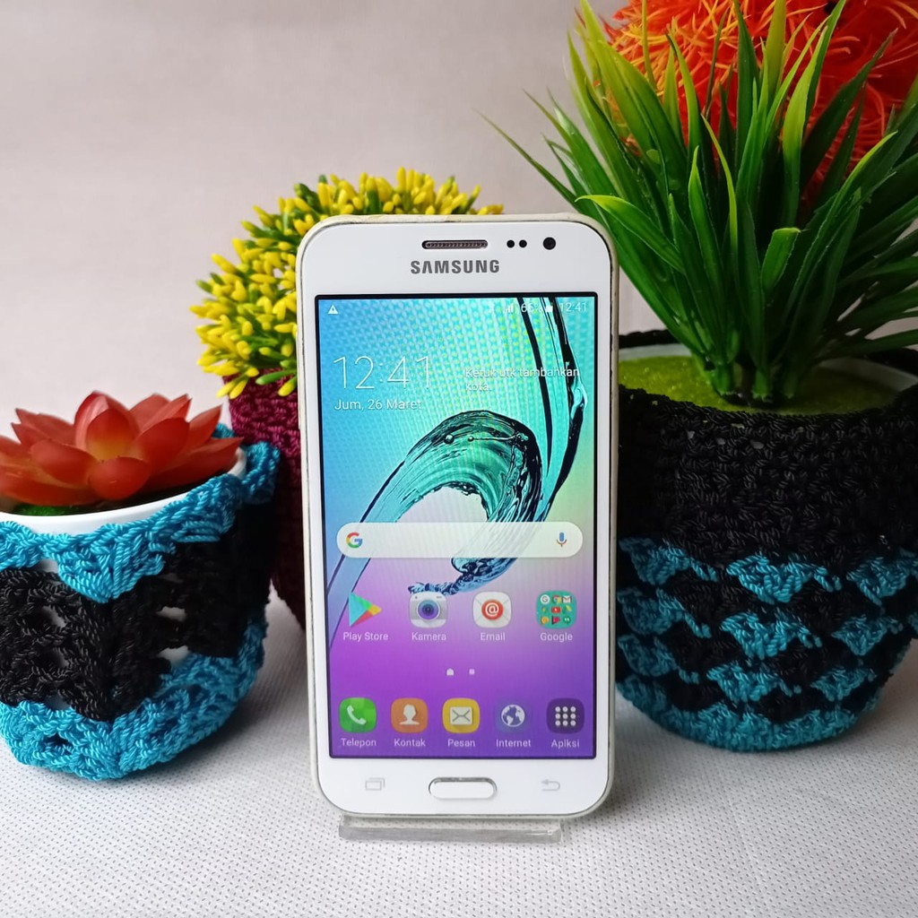 Samsung J2 2015 1/8GB Bekas Sinyal 4G
