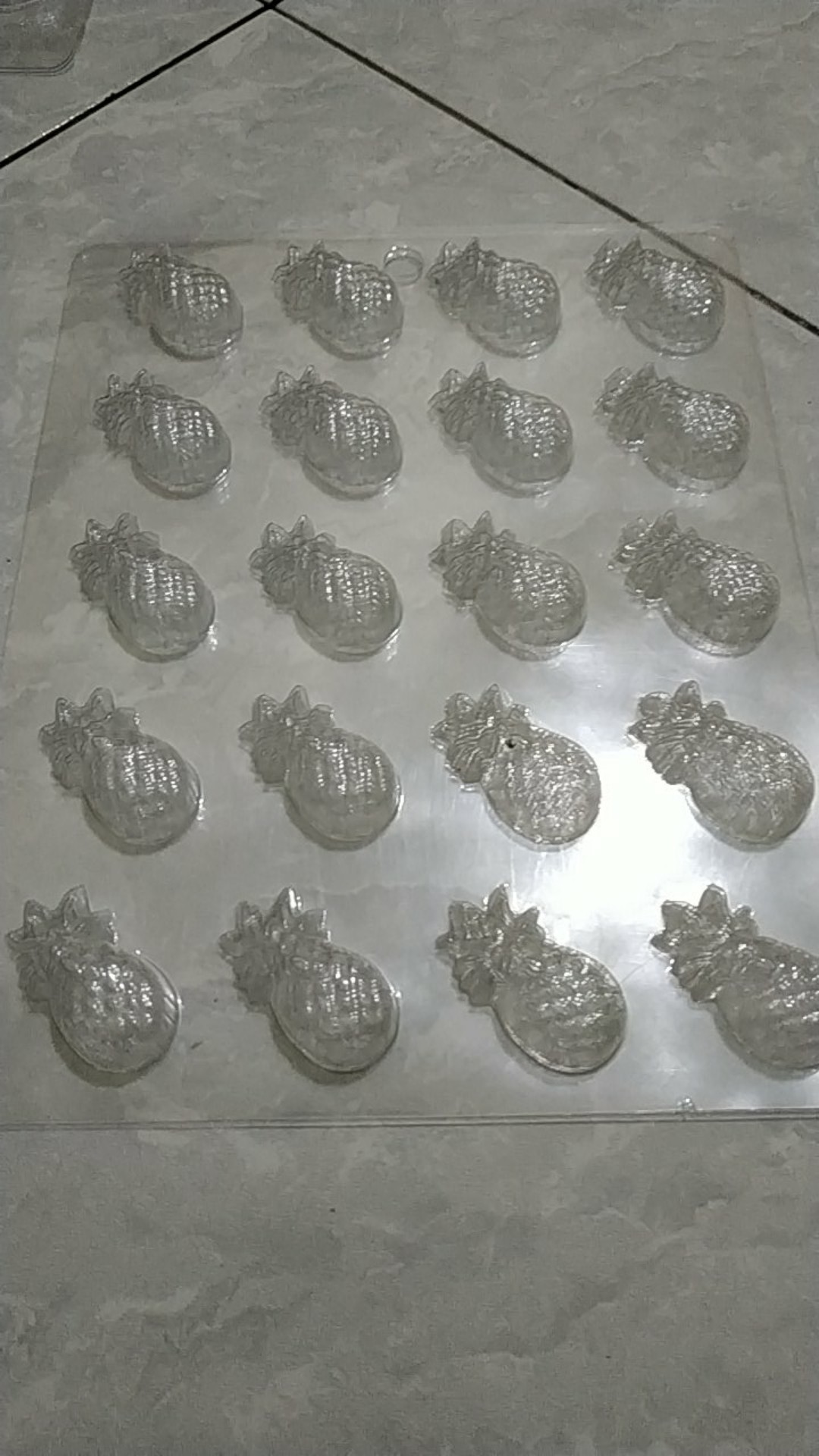 Cetakan Coklat Buah Nanas